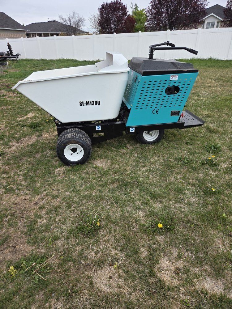 2026 SDLOOL SL-M1300 Stand-On concrete buggy.