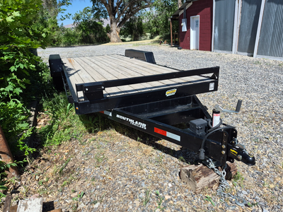 Flatbed trailer - heavy duty