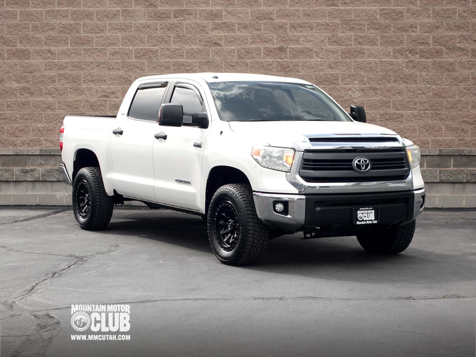 2015 TOYOTA TUNDRA SR5