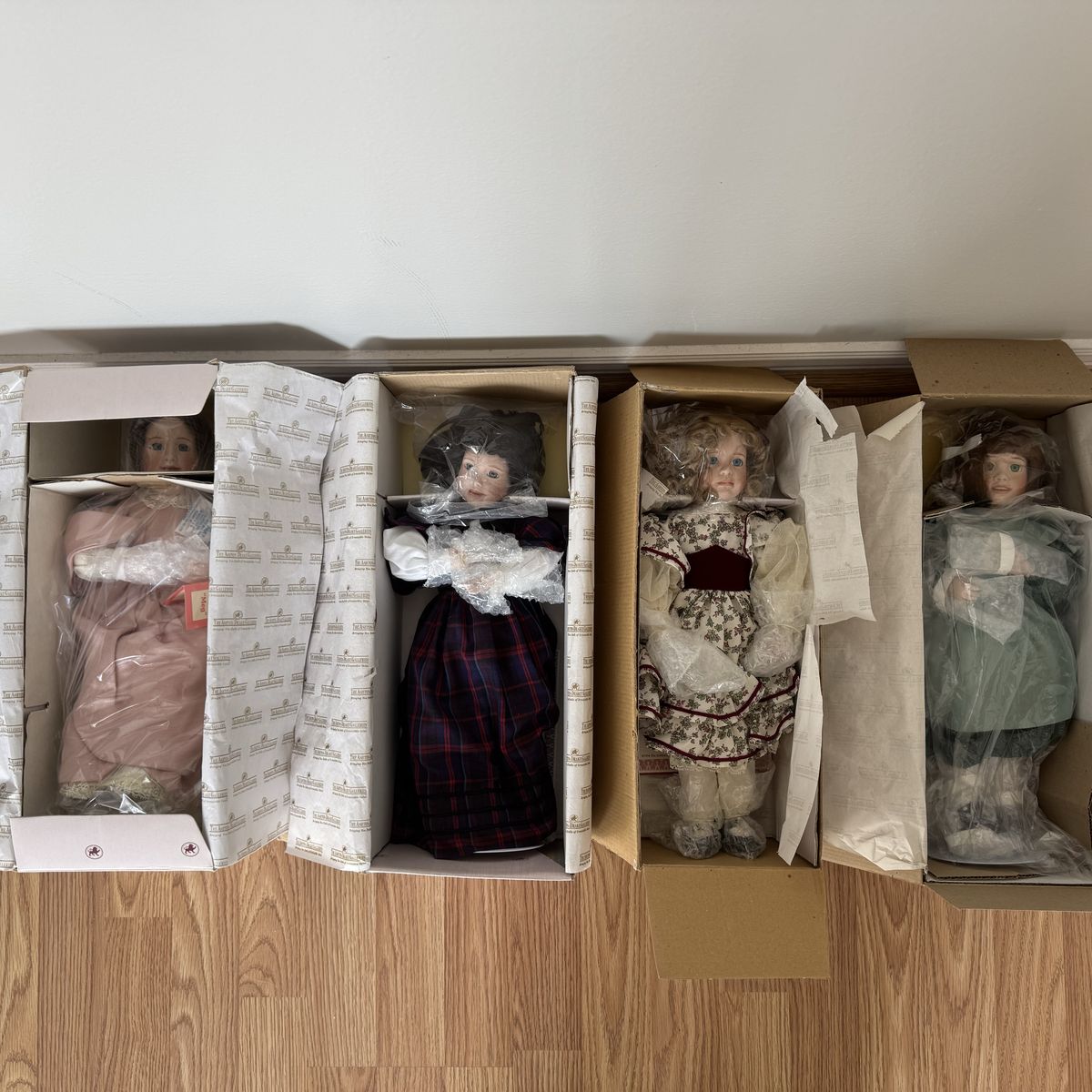 Ashton-Drake Galleries Little women Dolls