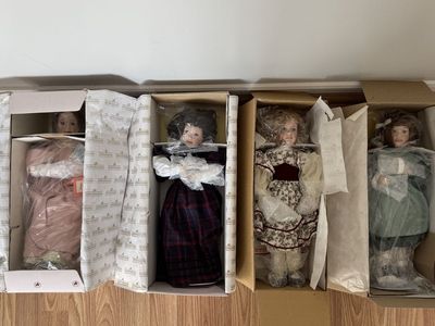 Ashton-Drake Galleries Little women Dolls