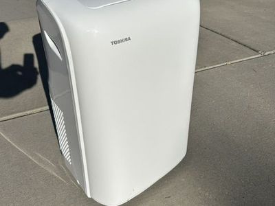 Toshiba 6,000 BTU Portable Air Conditoner