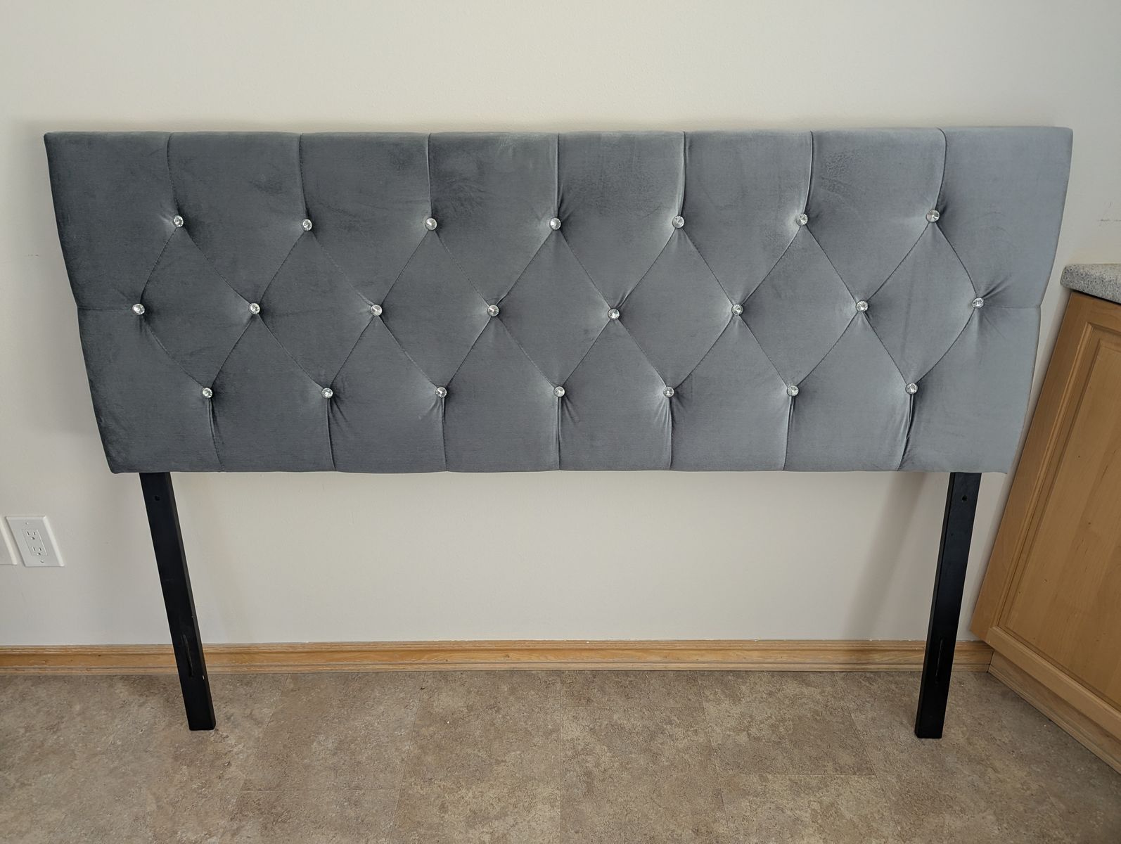 Queen Size Grey Velvet Tufted Headboard with Crystal Accents