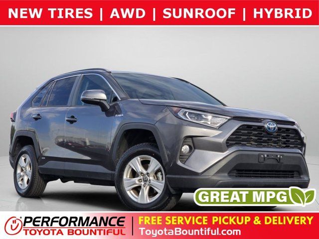 2021 Toyota RAV4 XLE