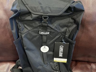 Camelbak Arete 18