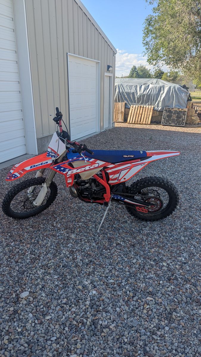 2022 Beta 300 RX