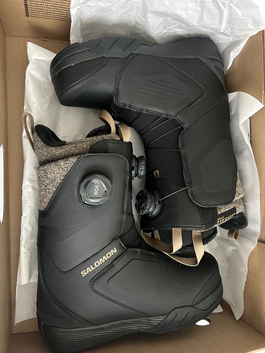 Salomon snowboard