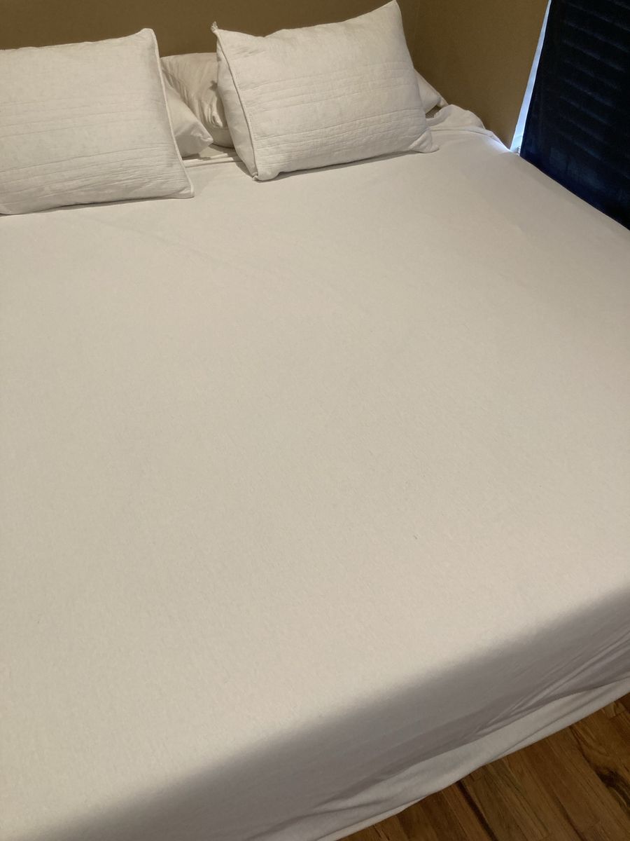 King Matress Tuft & Needle