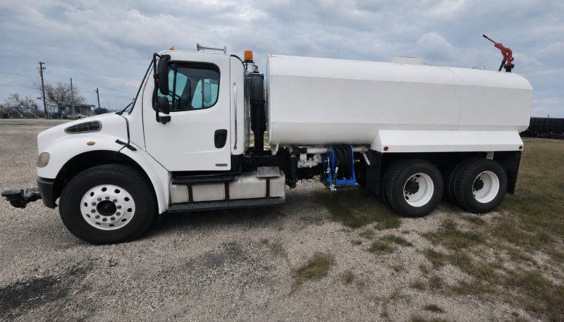 Freightliner Water Truck 4000 gallon