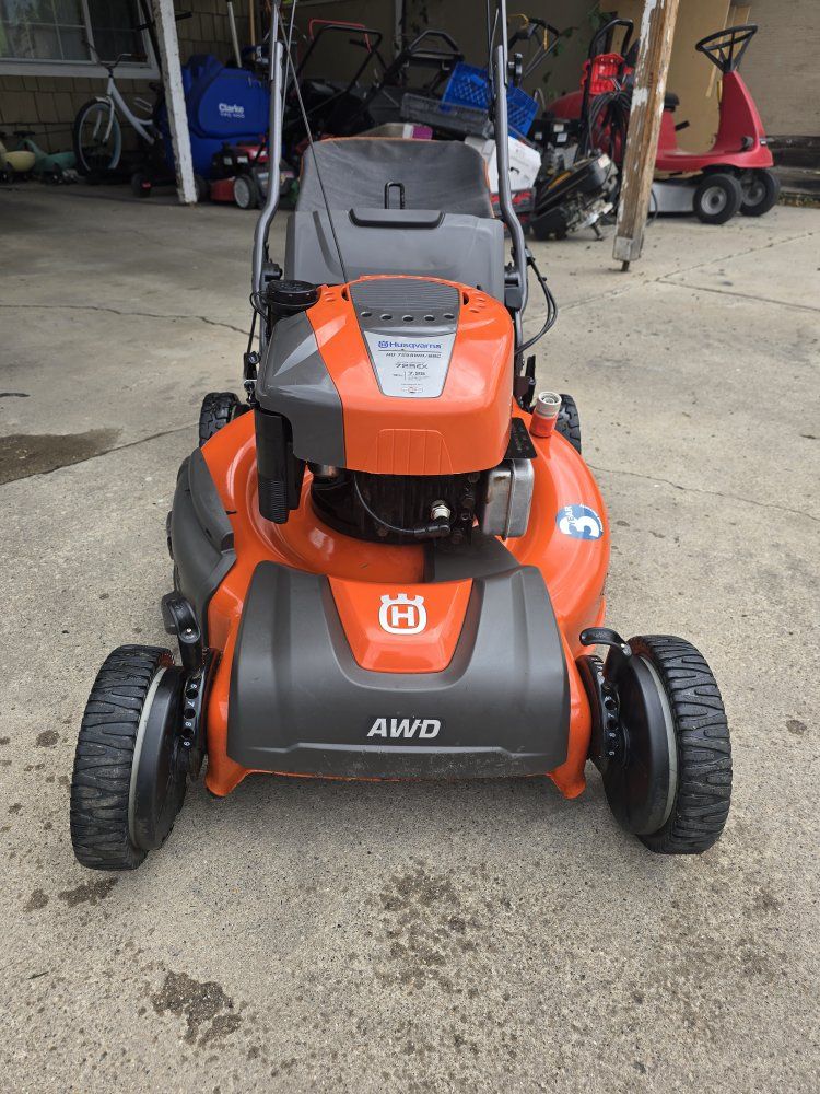 Husqvarna AWD lawnmower w blade stop!