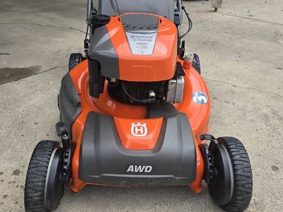 Husqvarna AWD lawnmower w blade stop!