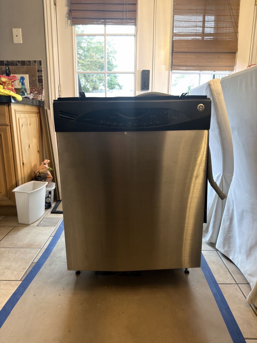 GE Built-In Dishwasher Stainless Steel Used, Runs Like New