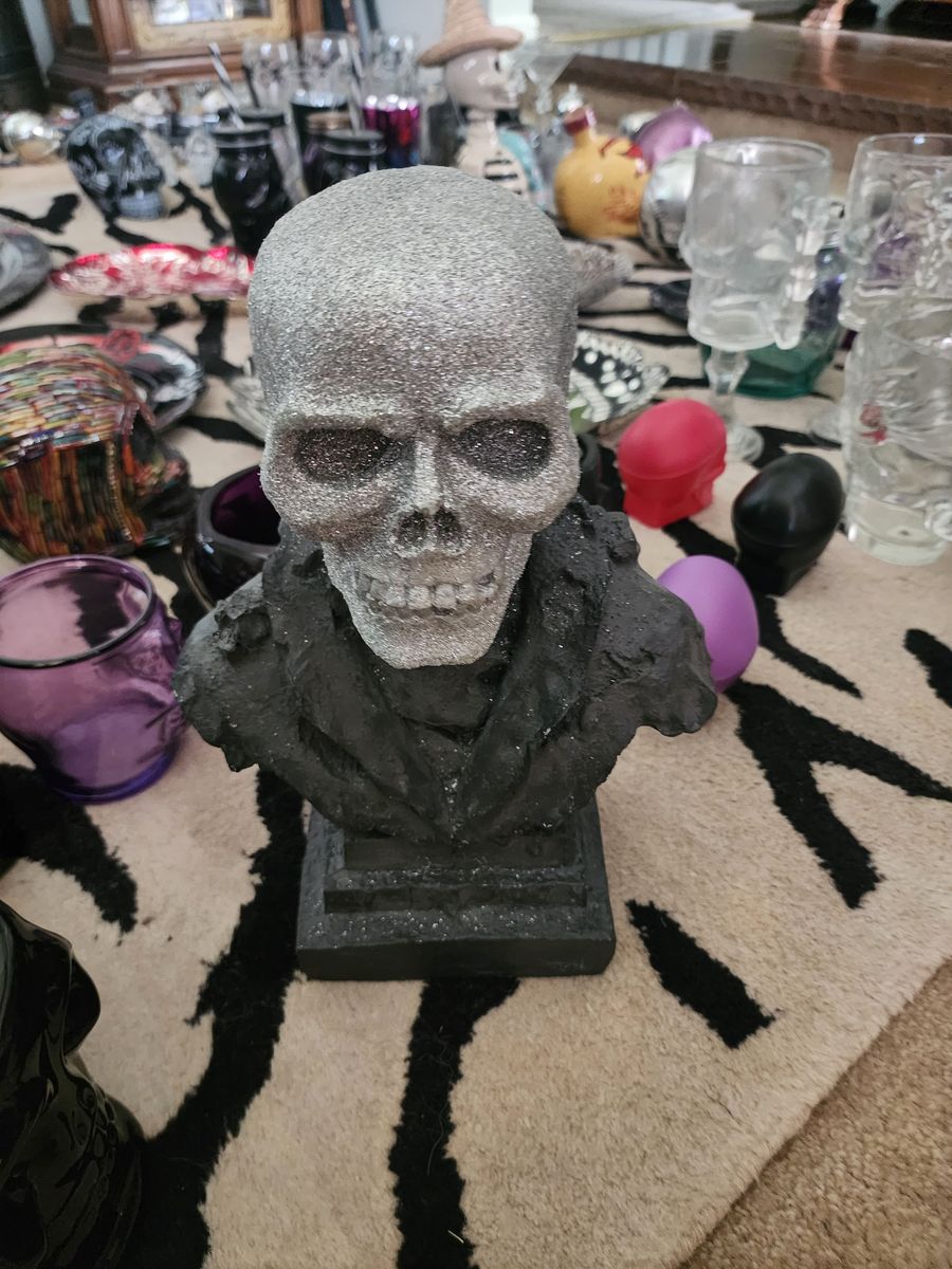 Main image 3