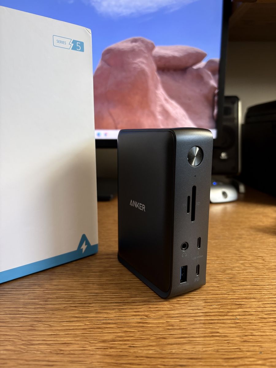Anker Series 5 Docking Station 10 Gbps 13 in 1