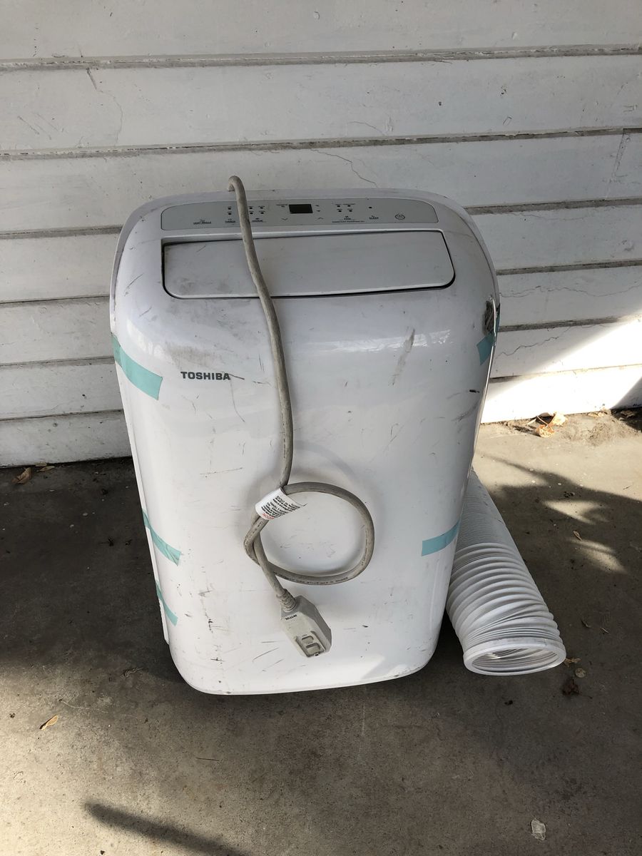 Toshiba Portable Air Conditioner Unit with Exhaust Hose