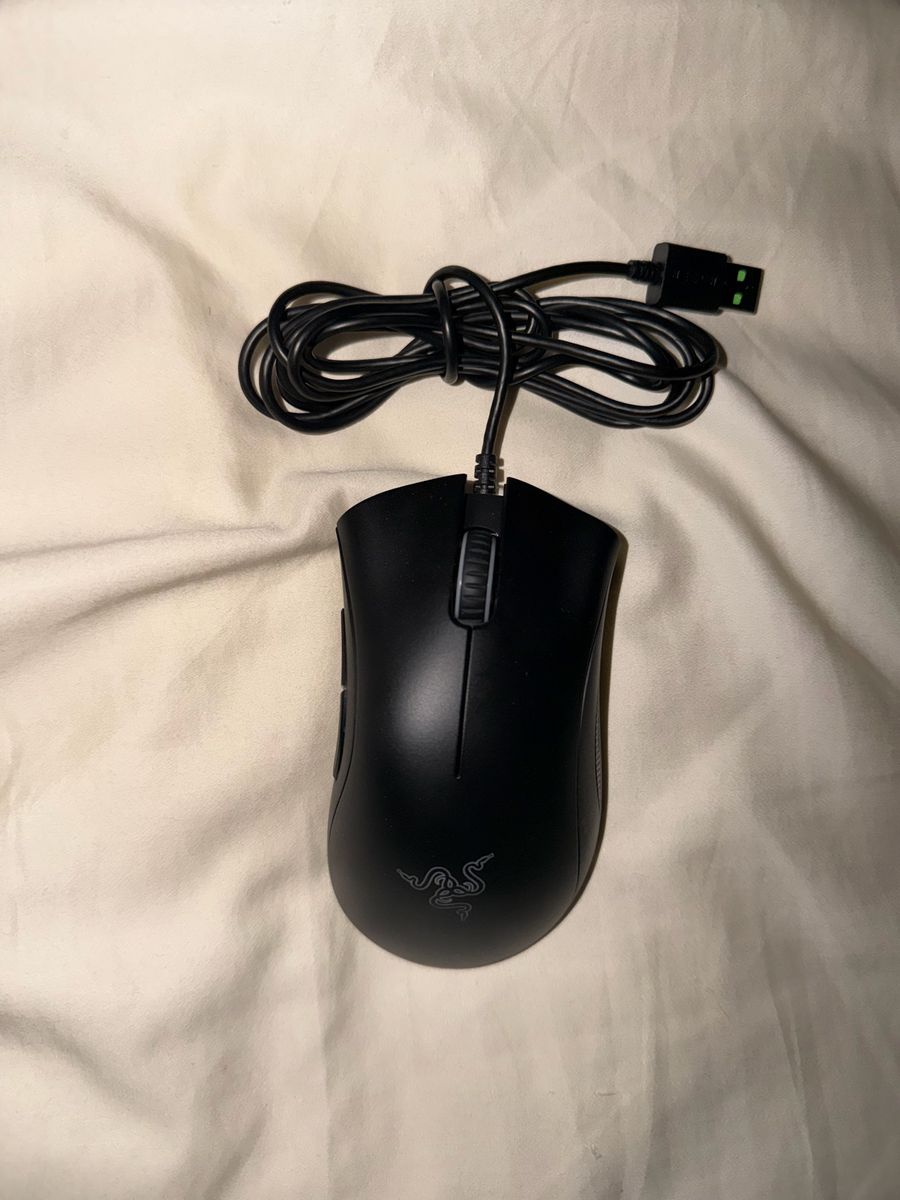 Razer DeathAdder Essential Wired Gaming Mouse - Black, Ergonomic Design