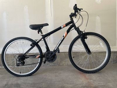 Roadmaster 24” Kids Mountain Bike Fixer Upper