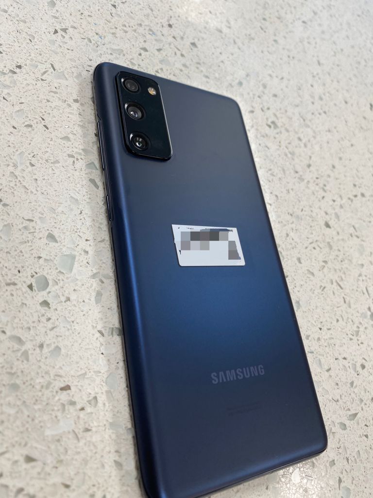 Samsung Galaxy S20FE 5G - 128GB - Unlocked
