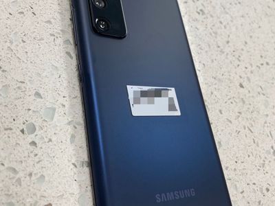 Samsung Galaxy S20FE 5G - 128GB - Unlocked