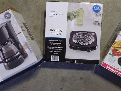 Campers Special - Mainstays Coffee Maker & Single Burner, and Nostalgia MyMini Sandwich Maker