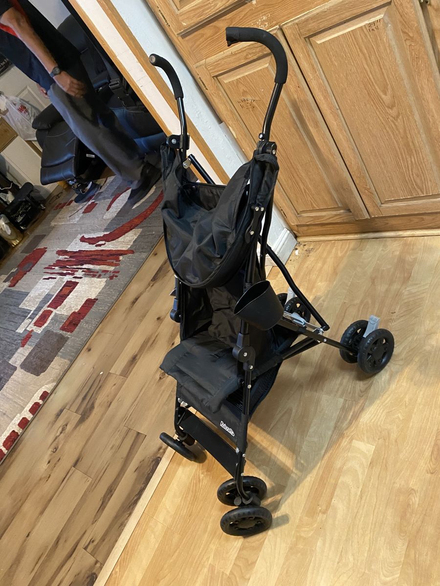 Stroller baby. New has a cup in Ogden