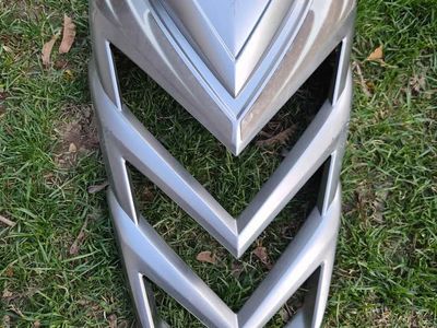 Yamaha Raptor 700 hood plastic