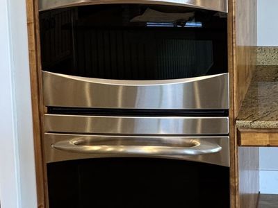 GE Profile Double Wall Oven – Convection Upper Oven – Fully Functional – Great Remodel Upgrade