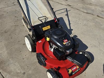 Toro 22" Recycler self propelled lawn mower.