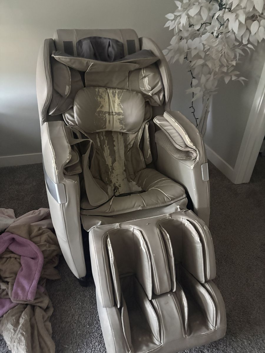 Massage chair, free