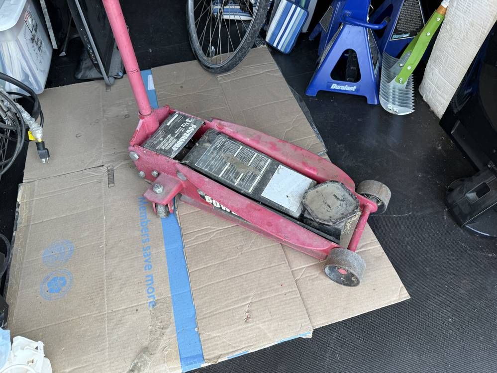 Powerbuilt 3-1/2 Ton Hydraulic Floor Jack