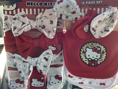HELLO KITTY 12 PIECE SET HEADBANDS,MITTENS,SOCKS