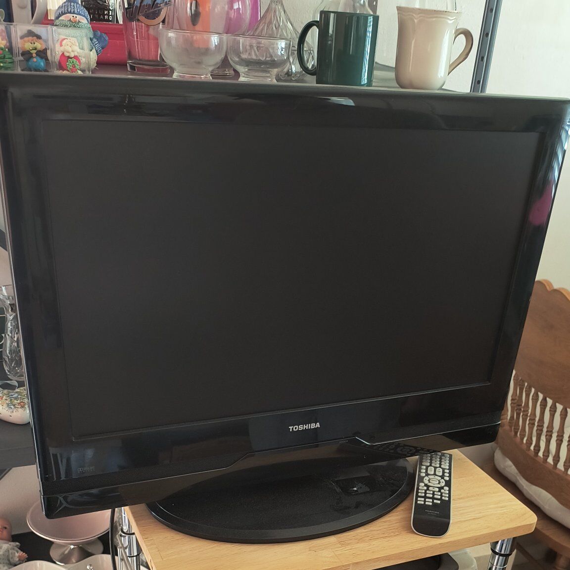 Toshiba 26" Flat Screen TV