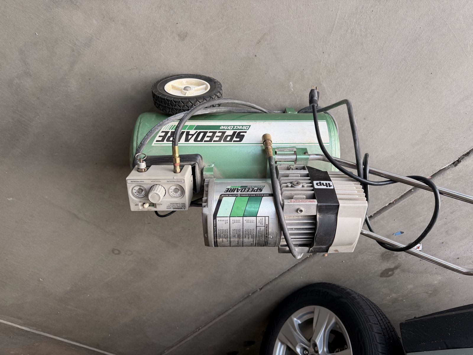 SPEEDAIRE DIRECT DRIVE AIR COMPRESSOR