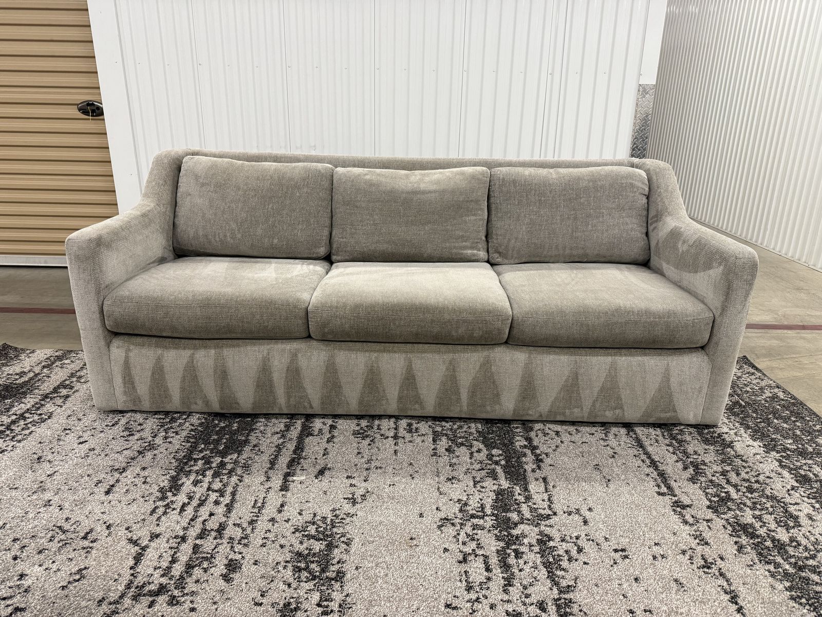 LARGE Crate and Barrel Sofa Couch *CAN DELIVER*