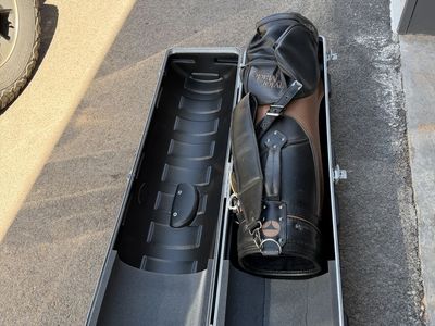 Golf club travel case