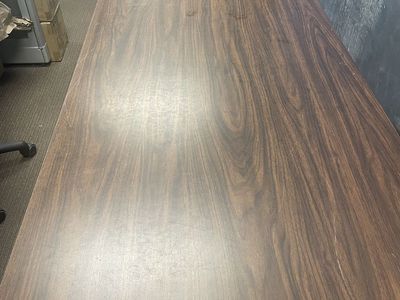 Folding table