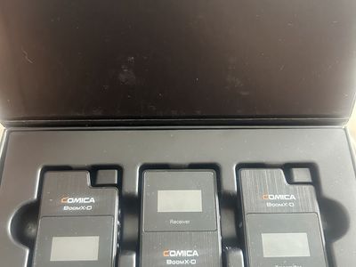 Comica BoomX-D 2.4G Dual-Channel Wireless Microphone System - 2 Transmitters, 1 Receiver