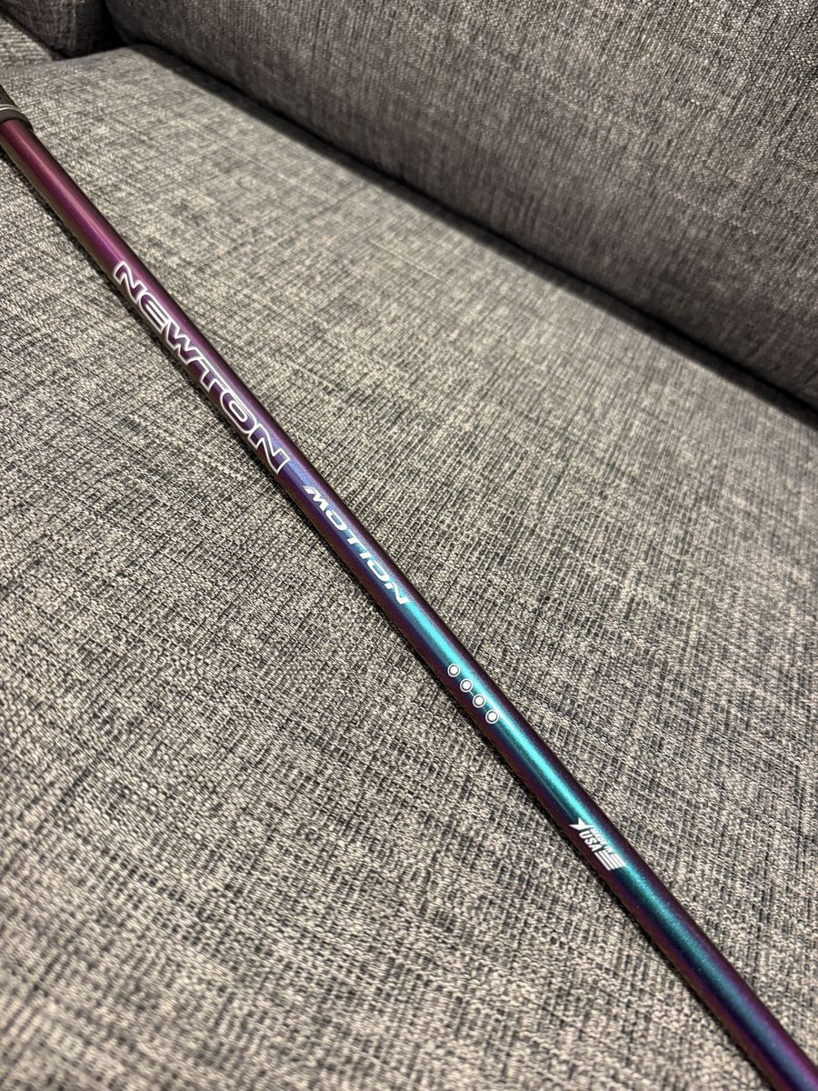 Newton Motion Stiff 68g Driver Shaft - Taylormade Adapter - 4 Dot - Approx 45.5" Installed