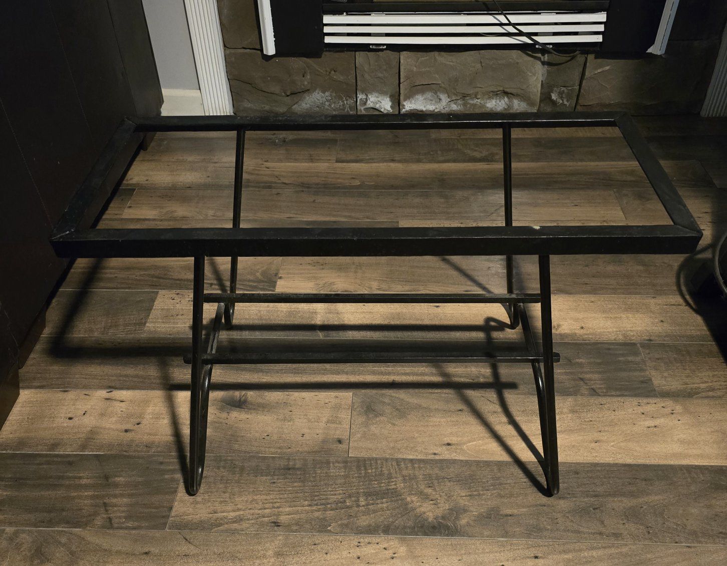 Black Metal Aquarium Terrarium Stand