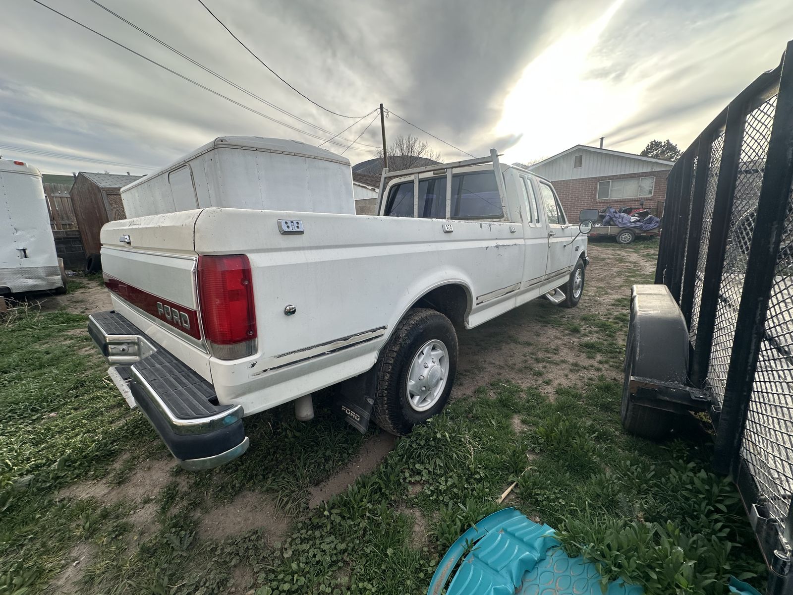 1990 F250 2wd Needs Transmission  And Front Seats