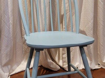 4 Chairs