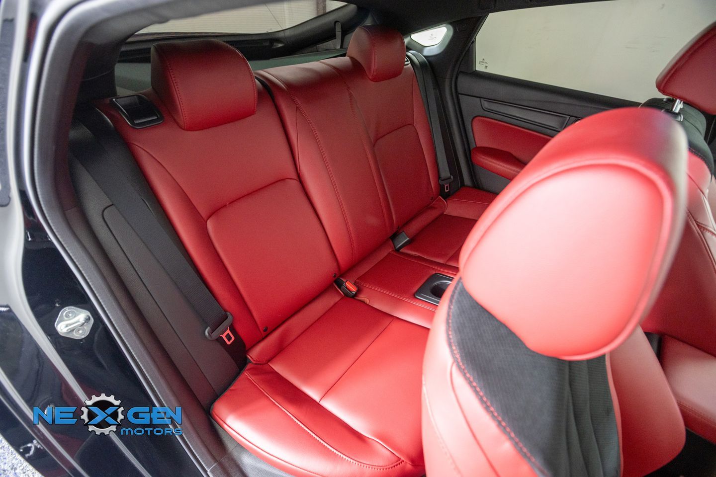 Main image 41