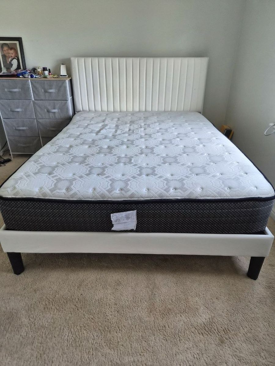 Complete Queen Bed Set - Modern Upholstered Frame