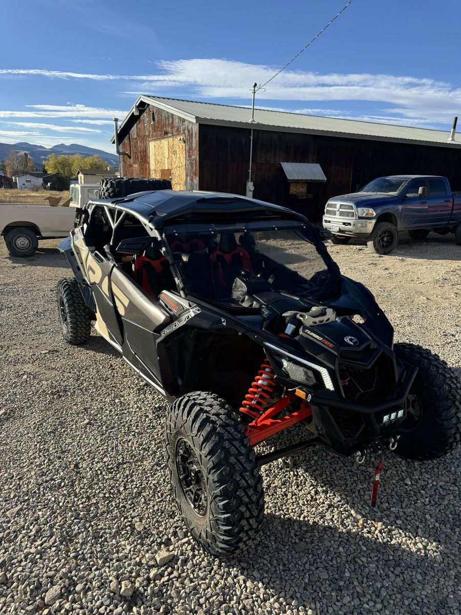 2022 Can Am Maverick X3 turbo rr Max Xrs smartshox