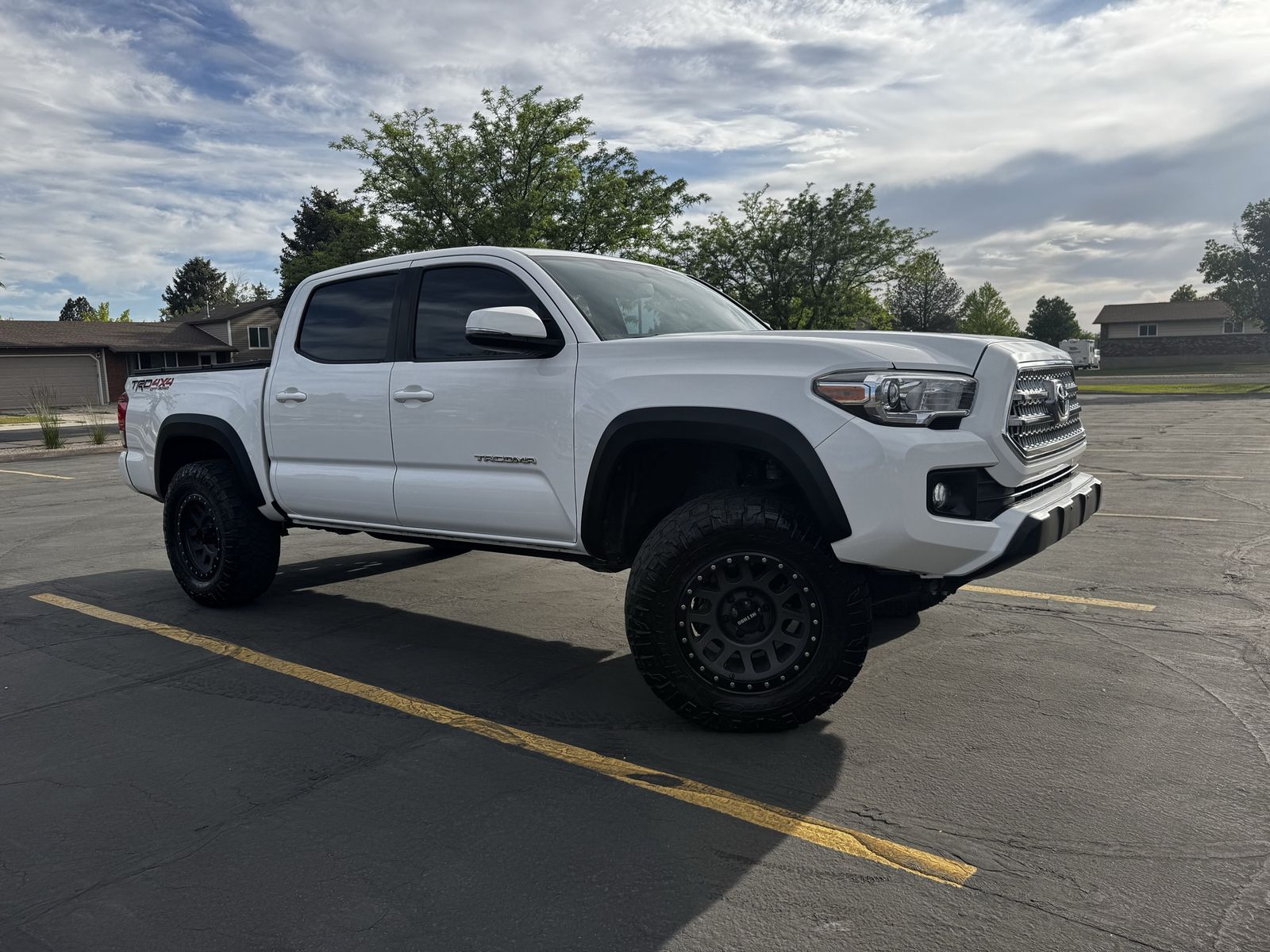 2016 Toyota Tacoma 