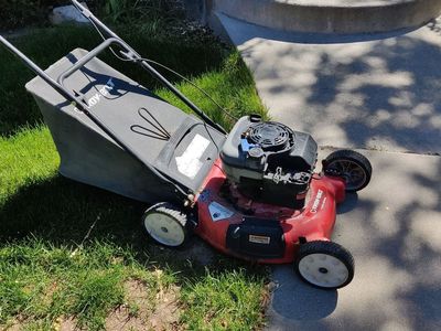 FREE 6(?)Hp Troy-bilt mower (Briggs & Stratton engine) - not working