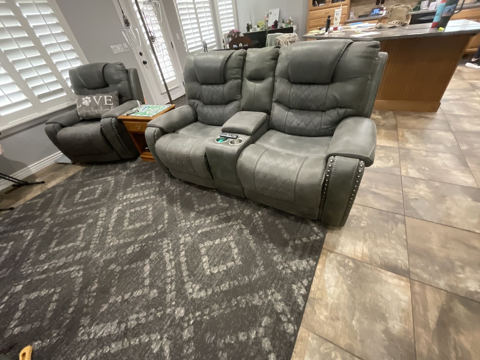 Reclining love seat and chair