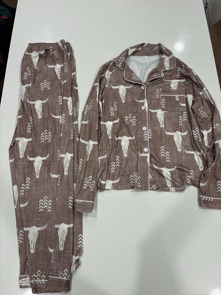 Women's Western Bull Skull Print Pajama Set Brown Size XL