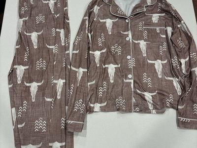 Women's Western Bull Skull Print Pajama Set Brown Size XL