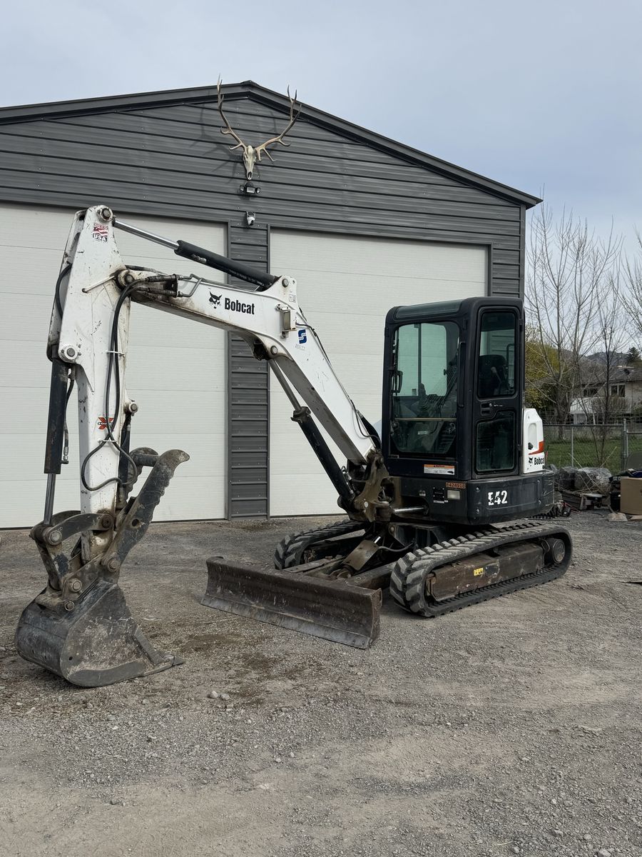 2018 Bobcat E42 Long Reach 2200hrs